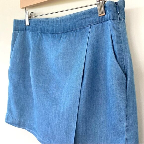 New Directions denim skort in a cotton & lyocell blend, petite size - Picture 1 of 10